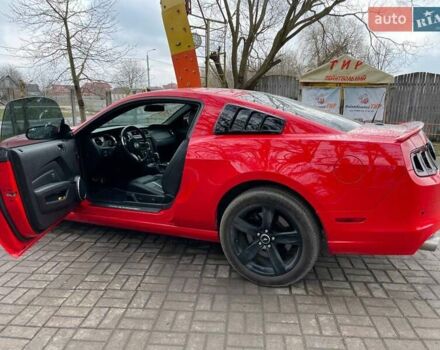 Красный Форд Мустанг, объемом двигателя 5 л и пробегом 76 тыс. км за 23000 $, фото 1 на Automoto.ua