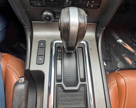 Червоний Форд Мустанг, об'ємом двигуна 5 л та пробігом 148 тис. км за 12500 $, фото 10 на Automoto.ua