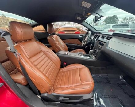 Червоний Форд Мустанг, об'ємом двигуна 5 л та пробігом 148 тис. км за 12500 $, фото 13 на Automoto.ua