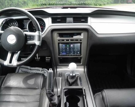 Красный Форд Мустанг, объемом двигателя 5 л и пробегом 126 тыс. км за 7500 $, фото 8 на Automoto.ua