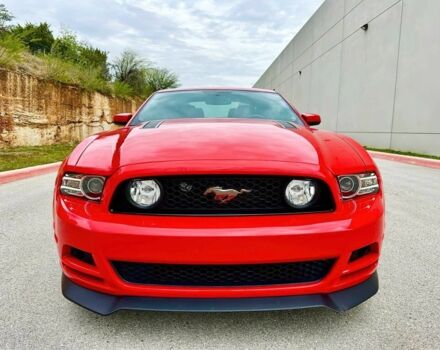 Красный Форд Мустанг, объемом двигателя 5 л и пробегом 81 тыс. км за 8500 $, фото 1 на Automoto.ua