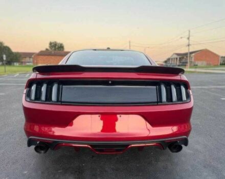 Червоний Форд Мустанг, об'ємом двигуна 5 л та пробігом 119 тис. км за 9500 $, фото 6 на Automoto.ua
