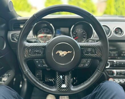 Красный Форд Мустанг, объемом двигателя 5 л и пробегом 80 тыс. км за 10990 $, фото 11 на Automoto.ua