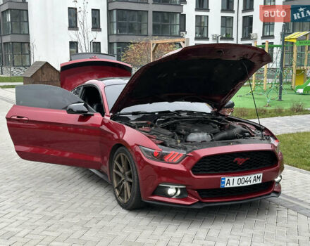 Красный Форд Мустанг, объемом двигателя 2.26 л и пробегом 119 тыс. км за 16400 $, фото 25 на Automoto.ua
