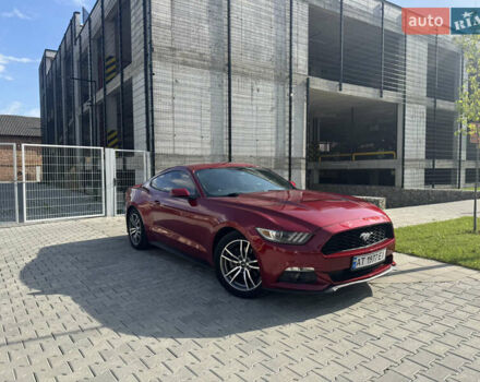 Красный Форд Мустанг, объемом двигателя 2.26 л и пробегом 110 тыс. км за 16200 $, фото 1 на Automoto.ua
