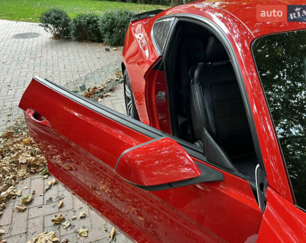 Красный Форд Мустанг, объемом двигателя 2.3 л и пробегом 175 тыс. км за 17500 $, фото 4 на Automoto.ua