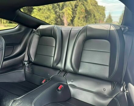 Красный Форд Мустанг, объемом двигателя 5 л и пробегом 80 тыс. км за 10990 $, фото 13 на Automoto.ua