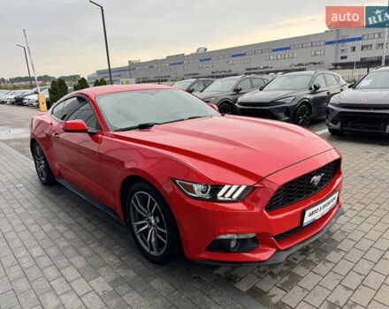 Красный Форд Мустанг, объемом двигателя 2.26 л и пробегом 169 тыс. км за 13900 $, фото 3 на Automoto.ua