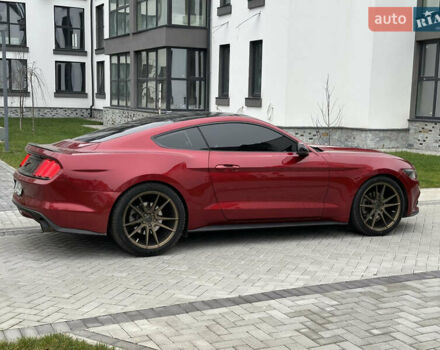 Красный Форд Мустанг, объемом двигателя 2.26 л и пробегом 119 тыс. км за 16400 $, фото 7 на Automoto.ua