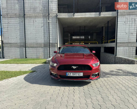 Красный Форд Мустанг, объемом двигателя 2.26 л и пробегом 110 тыс. км за 16200 $, фото 2 на Automoto.ua