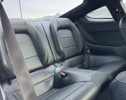 Красный Форд Мустанг, объемом двигателя 2.26 л и пробегом 169 тыс. км за 13900 $, фото 22 на Automoto.ua