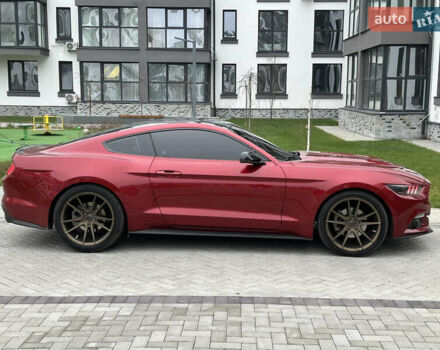 Красный Форд Мустанг, объемом двигателя 2.26 л и пробегом 119 тыс. км за 16400 $, фото 6 на Automoto.ua