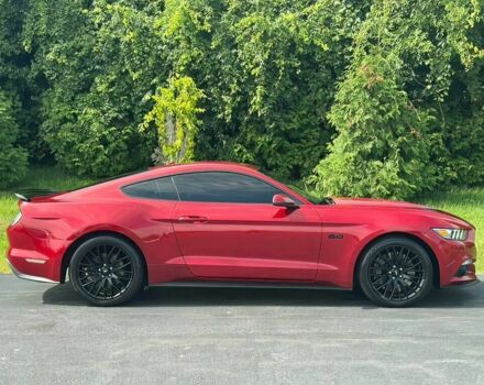 Красный Форд Мустанг, объемом двигателя 5 л и пробегом 80 тыс. км за 10990 $, фото 7 на Automoto.ua