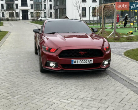 Красный Форд Мустанг, объемом двигателя 2.26 л и пробегом 119 тыс. км за 16400 $, фото 4 на Automoto.ua