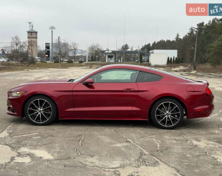 Красный Форд Мустанг, объемом двигателя 2.26 л и пробегом 170 тыс. км за 14500 $, фото 8 на Automoto.ua