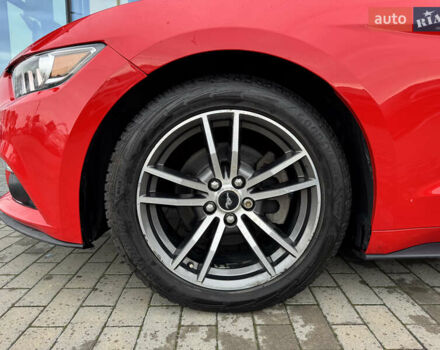 Красный Форд Мустанг, объемом двигателя 2.26 л и пробегом 169 тыс. км за 13900 $, фото 10 на Automoto.ua