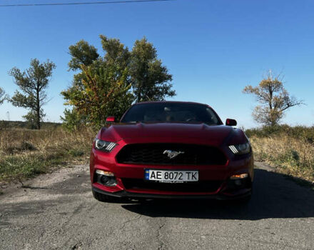 Красный Форд Мустанг, объемом двигателя 2.26 л и пробегом 180 тыс. км за 16800 $, фото 14 на Automoto.ua