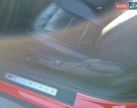 Красный Форд Мустанг, объемом двигателя 2.3 л и пробегом 78 тыс. км за 16700 $, фото 14 на Automoto.ua