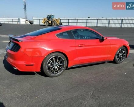 Красный Форд Мустанг, объемом двигателя 2.26 л и пробегом 126 тыс. км за 3000 $, фото 2 на Automoto.ua