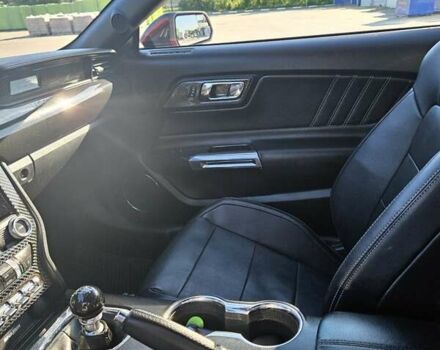 Красный Форд Мустанг, объемом двигателя 4.95 л и пробегом 90 тыс. км за 30900 $, фото 11 на Automoto.ua