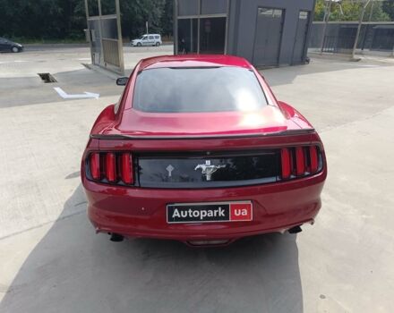 Красный Форд Мустанг, объемом двигателя 3.7 л и пробегом 207 тыс. км за 17990 $, фото 5 на Automoto.ua