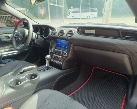 Красный Форд Мустанг, объемом двигателя 3.7 л и пробегом 207 тыс. км за 17990 $, фото 19 на Automoto.ua