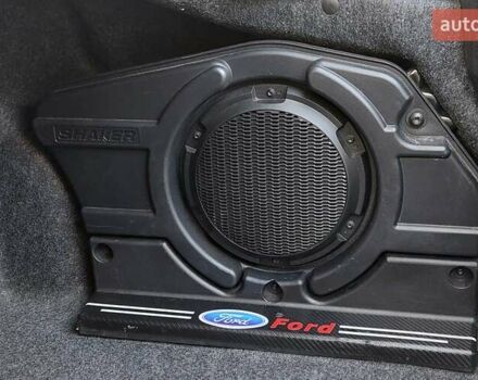 Красный Форд Мустанг, объемом двигателя 2.26 л и пробегом 59 тыс. км за 22000 $, фото 8 на Automoto.ua