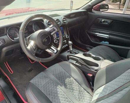 Красный Форд Мустанг, объемом двигателя 3.7 л и пробегом 207 тыс. км за 17990 $, фото 11 на Automoto.ua