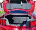 Красный Форд Мустанг, объемом двигателя 2.26 л и пробегом 70 тыс. км за 18000 $, фото 7 на Automoto.ua