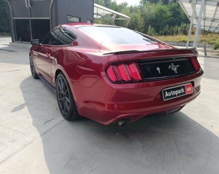 Красный Форд Мустанг, объемом двигателя 3.7 л и пробегом 207 тыс. км за 17990 $, фото 6 на Automoto.ua