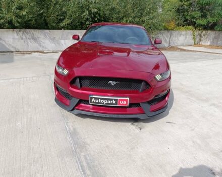 Красный Форд Мустанг, объемом двигателя 3.7 л и пробегом 207 тыс. км за 17990 $, фото 1 на Automoto.ua