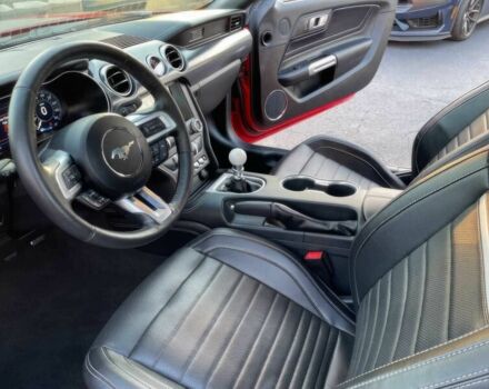 Красный Форд Мустанг, объемом двигателя 5 л и пробегом 11 тыс. км за 75000 $, фото 9 на Automoto.ua