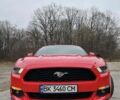 Красный Форд Мустанг, объемом двигателя 2.3 л и пробегом 144 тыс. км за 17500 $, фото 1 на Automoto.ua