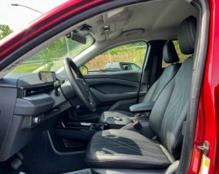 Красный Форд Мустанг, объемом двигателя 0 л и пробегом 13 тыс. км за 10000 $, фото 8 на Automoto.ua