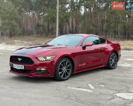 Красный Форд Мустанг, объемом двигателя 2.26 л и пробегом 170 тыс. км за 14500 $, фото 1 на Automoto.ua