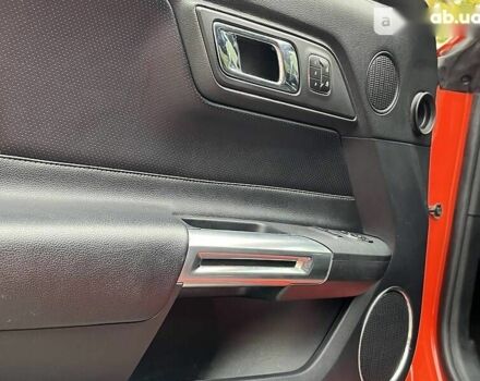 Форд Мустанг, объемом двигателя 2.3 л и пробегом 105 тыс. км за 17500 $, фото 5 на Automoto.ua