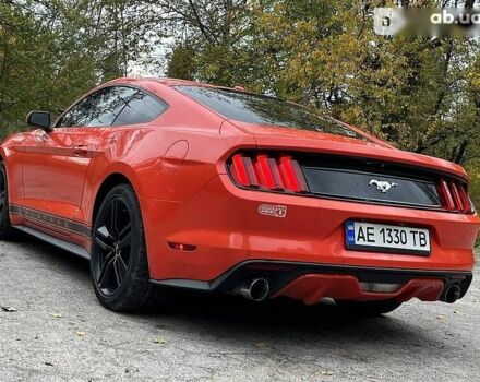 Форд Мустанг, объемом двигателя 2.3 л и пробегом 105 тыс. км за 17500 $, фото 14 на Automoto.ua