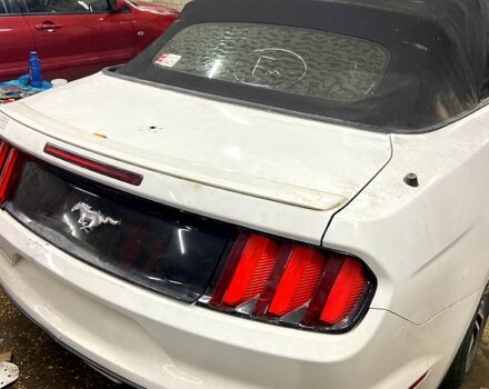 Форд Мустанг, объемом двигателя 23 л и пробегом 85 тыс. км за 9000 $, фото 2 на Automoto.ua
