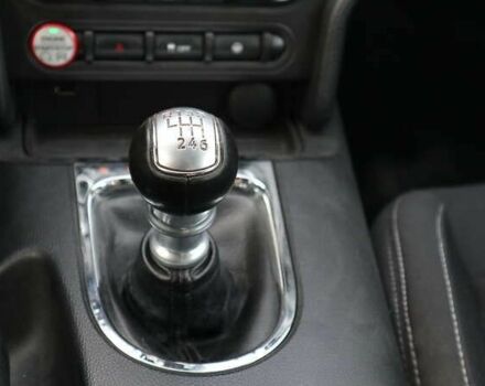 Форд Мустанг, объемом двигателя 5 л и пробегом 153 тыс. км за 28300 $, фото 21 на Automoto.ua