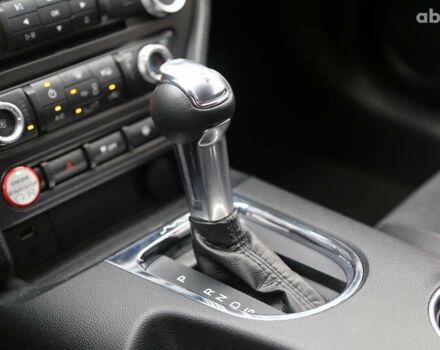 Форд Мустанг, объемом двигателя 5 л и пробегом 51 тыс. км за 25000 $, фото 18 на Automoto.ua