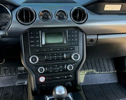 Форд Мустанг, объемом двигателя 2.3 л и пробегом 50 тыс. км за 17200 $, фото 6 на Automoto.ua