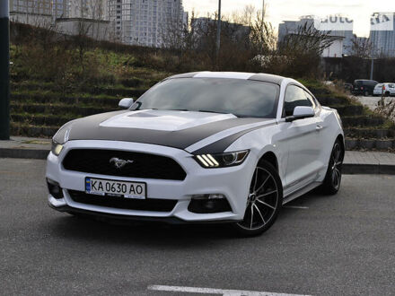 Форд Мустанг 2015 у Києві на Automoto.ua Форд Мустанг, об'ємом двигуна 2.3 л та пробігом 55 тис. км за 15499 $, фото 1 на Automoto.ua