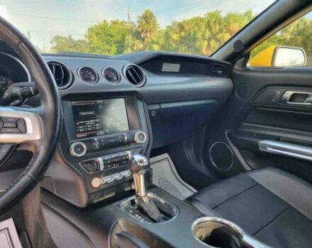 Жовтий Форд Мустанг, об'ємом двигуна 2.3 л та пробігом 137 тис. км за 4500 $, фото 8 на Automoto.ua