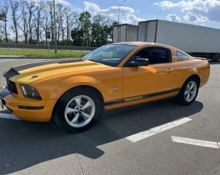 Желтый Форд Мустанг, объемом двигателя 4 л и пробегом 90 тыс. км за 9990 $, фото 1 на Automoto.ua