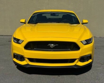 Желтый Форд Мустанг, объемом двигателя 5 л и пробегом 75 тыс. км за 12300 $, фото 1 на Automoto.ua