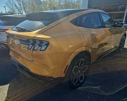 Жовтий Форд Мустанг, об'ємом двигуна 0 л та пробігом 50 тис. км за 18000 $, фото 3 на Automoto.ua