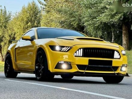 Форд Мустанг 2014 в Киеве на Automoto.ua Желтый Форд Мустанг, объемом двигателя 2.3 л и пробегом 61 тыс. км за 20999 $, фото 1 на Automoto.ua