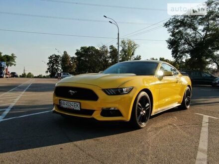 Форд Мустанг 2014 в Львове на Automoto.ua Желтый Форд Мустанг, объемом двигателя 2.3 л и пробегом 48 тыс. км за 19500 $, фото 1 на Automoto.ua