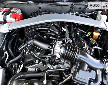 Серый Форд Мустанг, объемом двигателя 3.7 л и пробегом 180 тыс. км за 13500 $, фото 25 на Automoto.ua