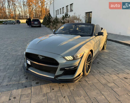 Сірий Форд Мустанг, об'ємом двигуна 3.73 л та пробігом 156 тис. км за 16000 $, фото 19 на Automoto.ua